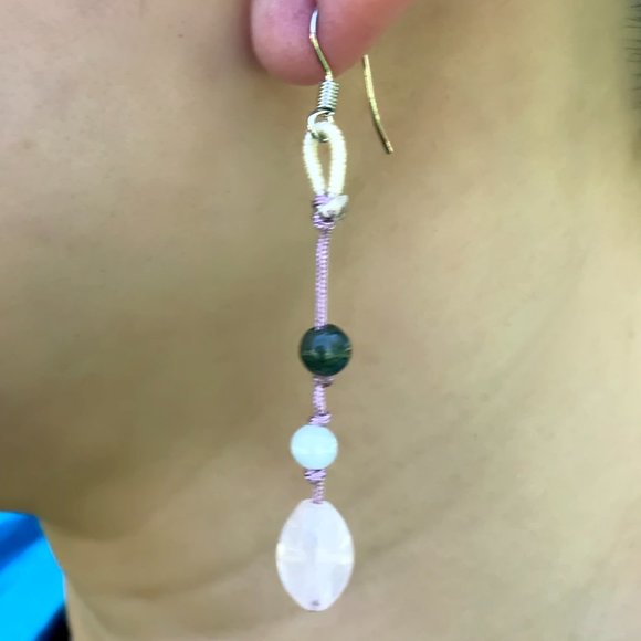Engaging Oblong Rose Quartz Gemstone Earrings - Picture 3 of 3
